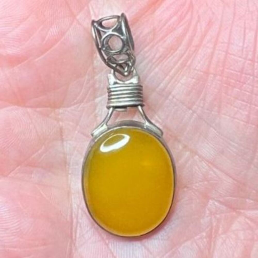 Butter Amber Sterling Silver 925 Necklace Pendant